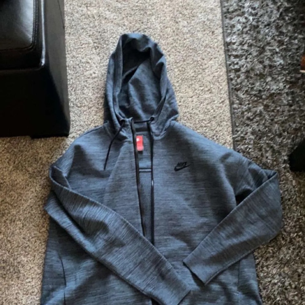 Nike women’s zip up